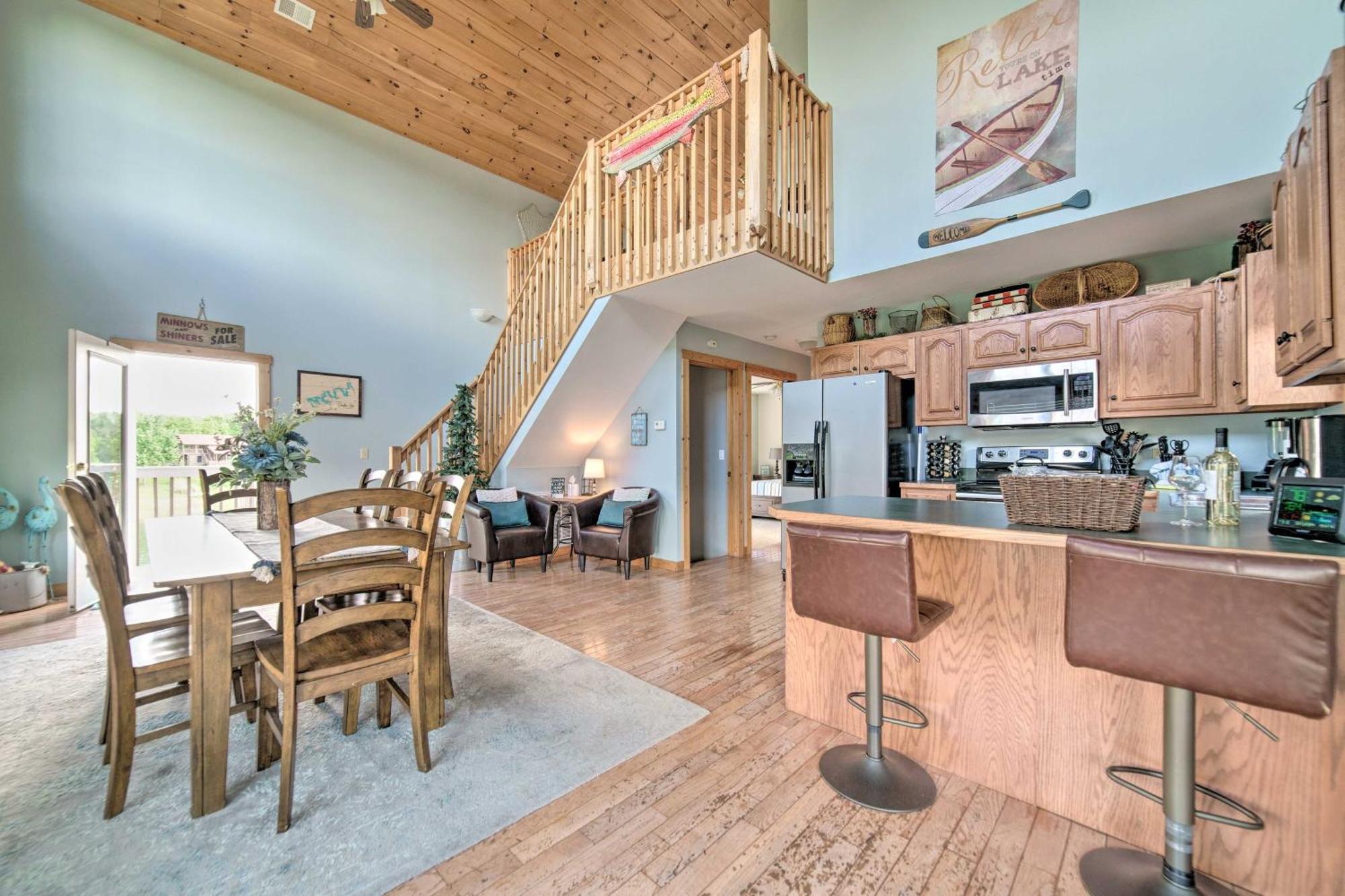 Sevierville Lake House With Deck And Foosball Table! מראה חיצוני תמונה