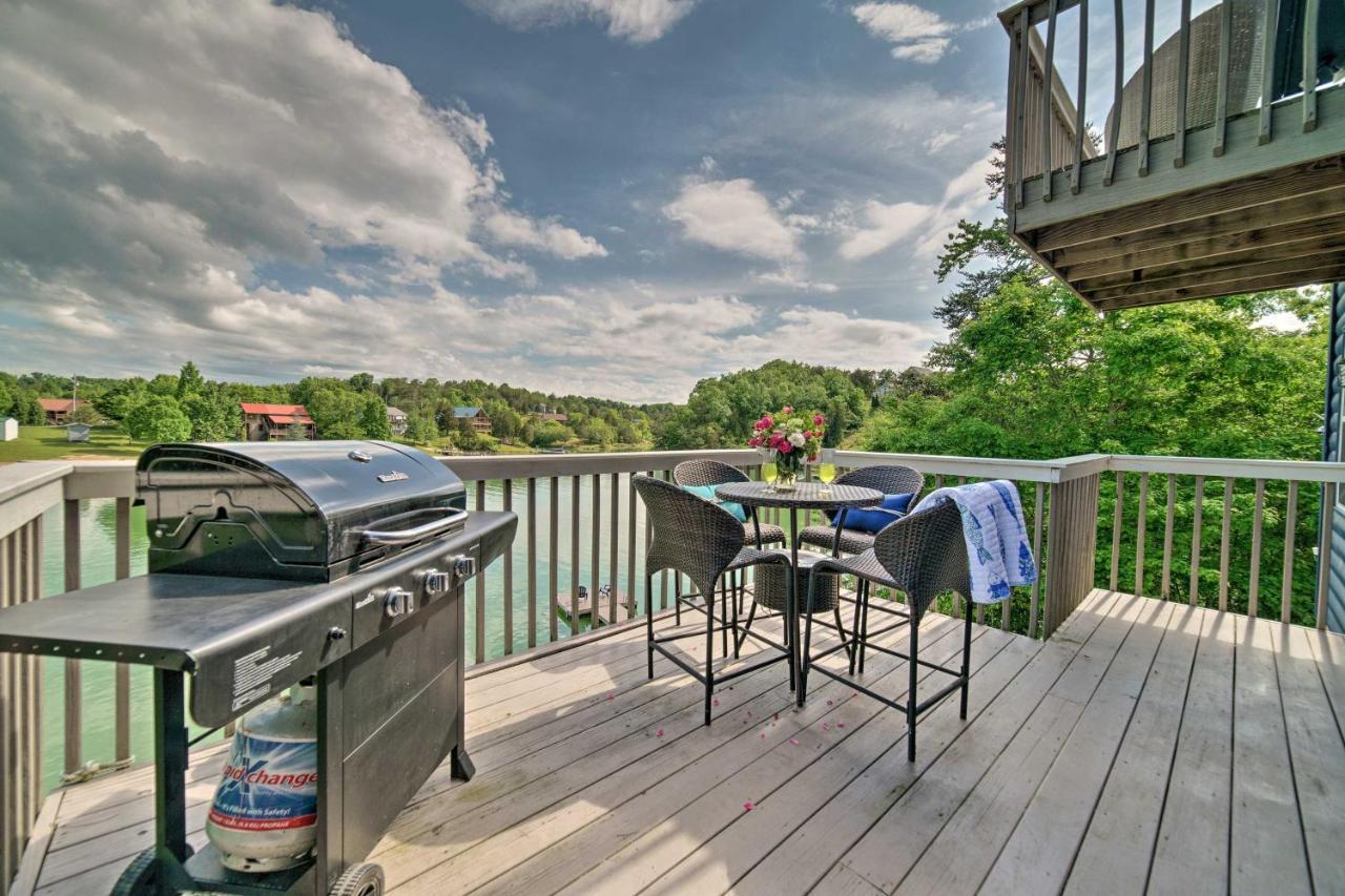 Sevierville Lake House With Deck And Foosball Table! מראה חיצוני תמונה
